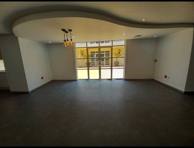 2,415M² OFFICE TO LET IN BRYANSTON